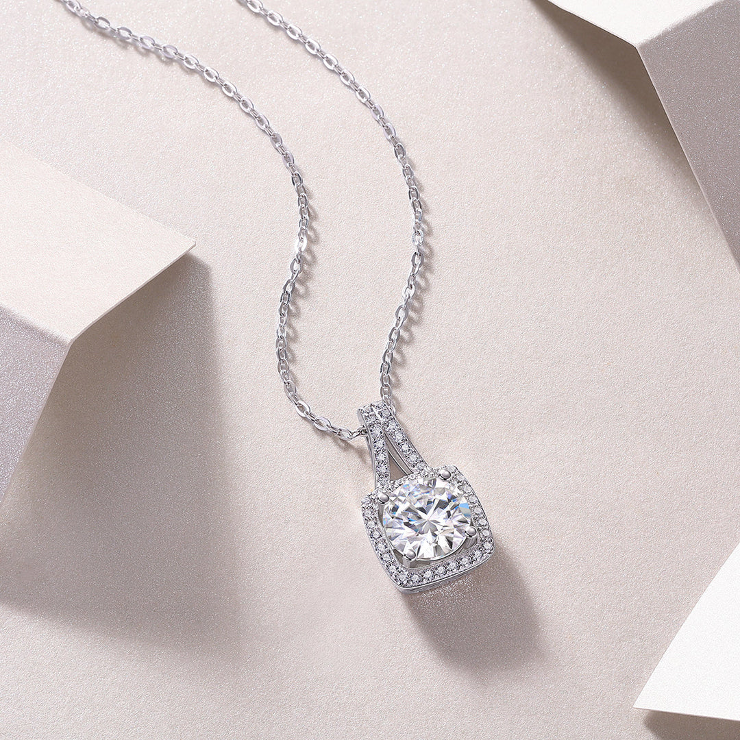 Moissanite meaning: brilliance, resilience, and conscious luxury