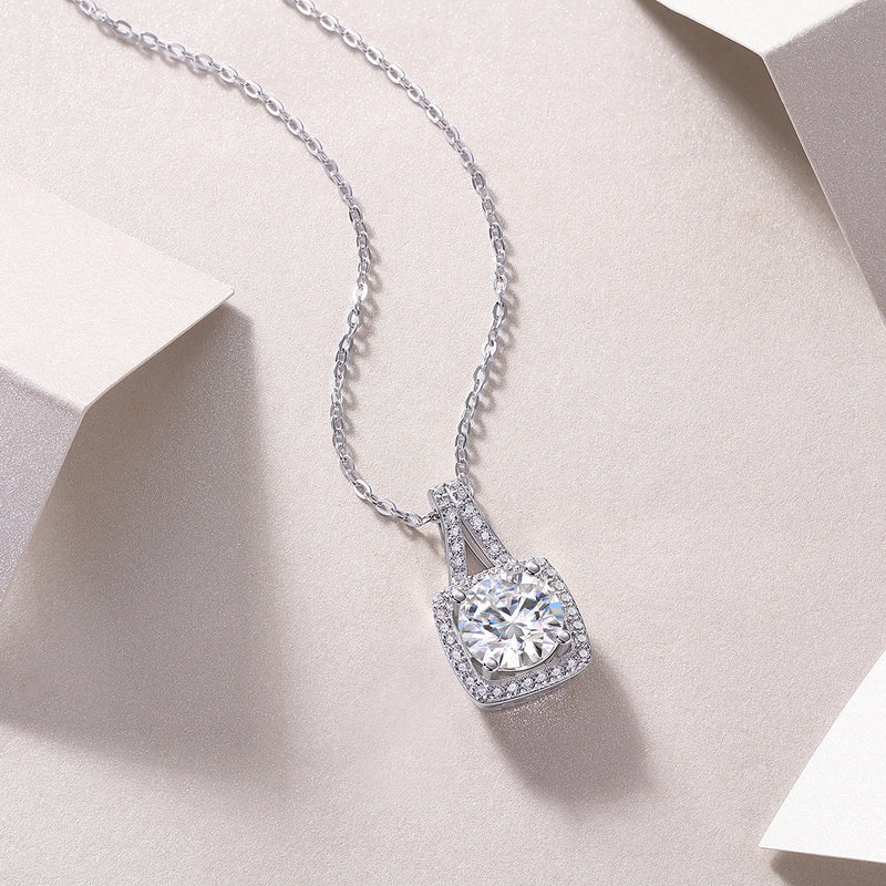 Moissanite meaning: brilliance, resilience, and conscious luxury